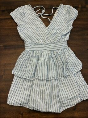 American Eagle Dress Women’s Medium Blue White Striped Tiered